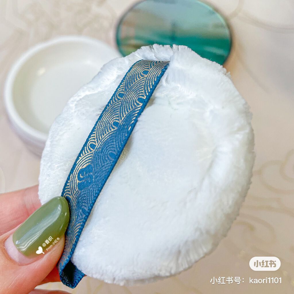 玉女桃花 エアフェイスパウダー/花西子/ルースパウダーを使ったクチコミ(5枚目)