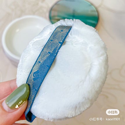 玉女桃花 エアフェイスパウダー/花西子/ルースパウダーを使ったクチコミ(5枚目)