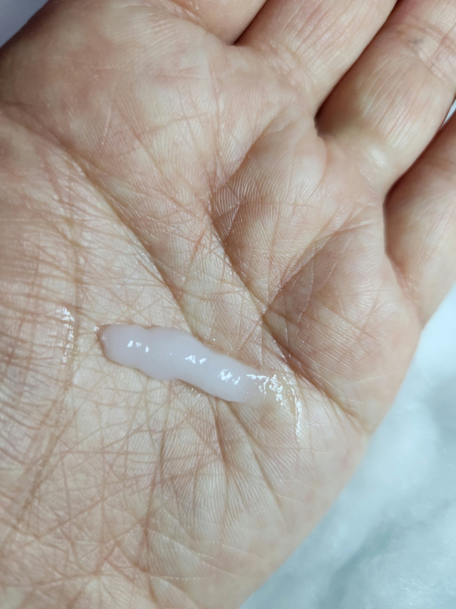 香水ヘアジェル CH(ブリリアントフルーツの香り)/DAISO/ヘアジェルを使ったクチコミ（2枚目）