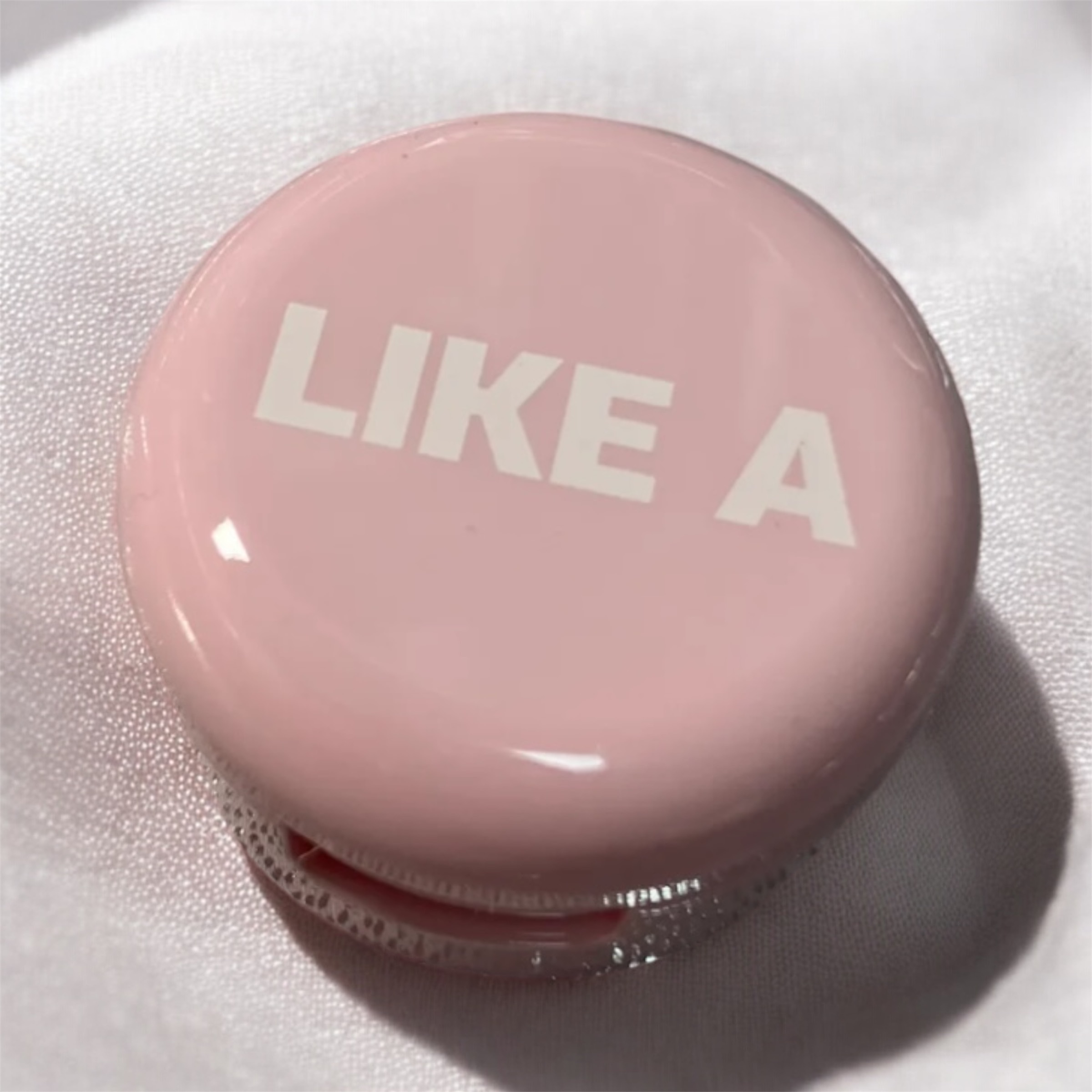 ミニライクアシャドウ/BLESSED MOON/単色アイシャドウを使ったクチコミ（1枚目）