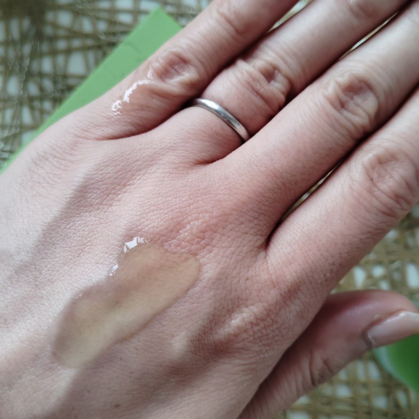 アリウル グリーンビタミンC トーニングセラム(アンプル)/Ariul/美容液を使ったクチコミ(3枚目)