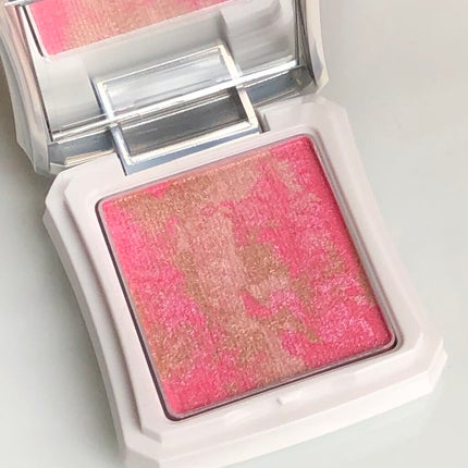 カラーリング アイカラー/ANNA SUI/単色アイシャドウを使ったクチコミ(2枚目)