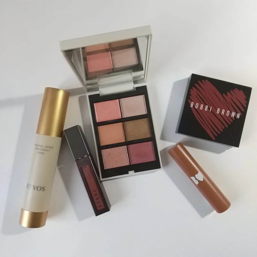 THREE ユナイテッドフルイドアイカラー S03 ONE PLUS ONE/THREE/リキッドアイシャドウを使ったクチコミ（1枚目）