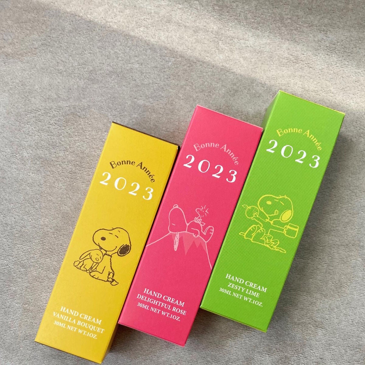 L'OCCITANE スヌーピー ハンドクリームセット 試してみた】SNOOPY 2023 NEW YEAR ハンドクリームトリオ L