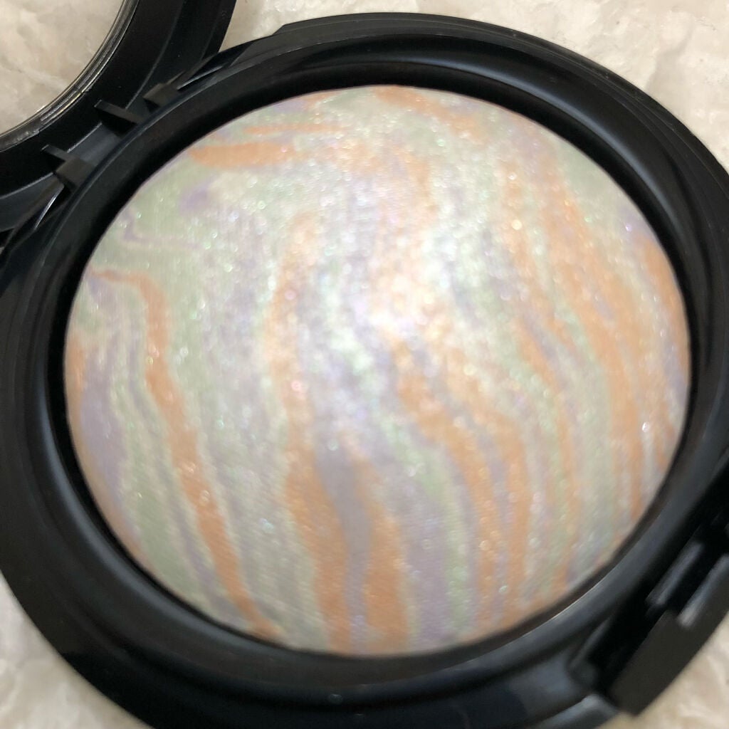 マーブルハイライター/LB/パウダーチークを使ったクチコミ(3枚目)