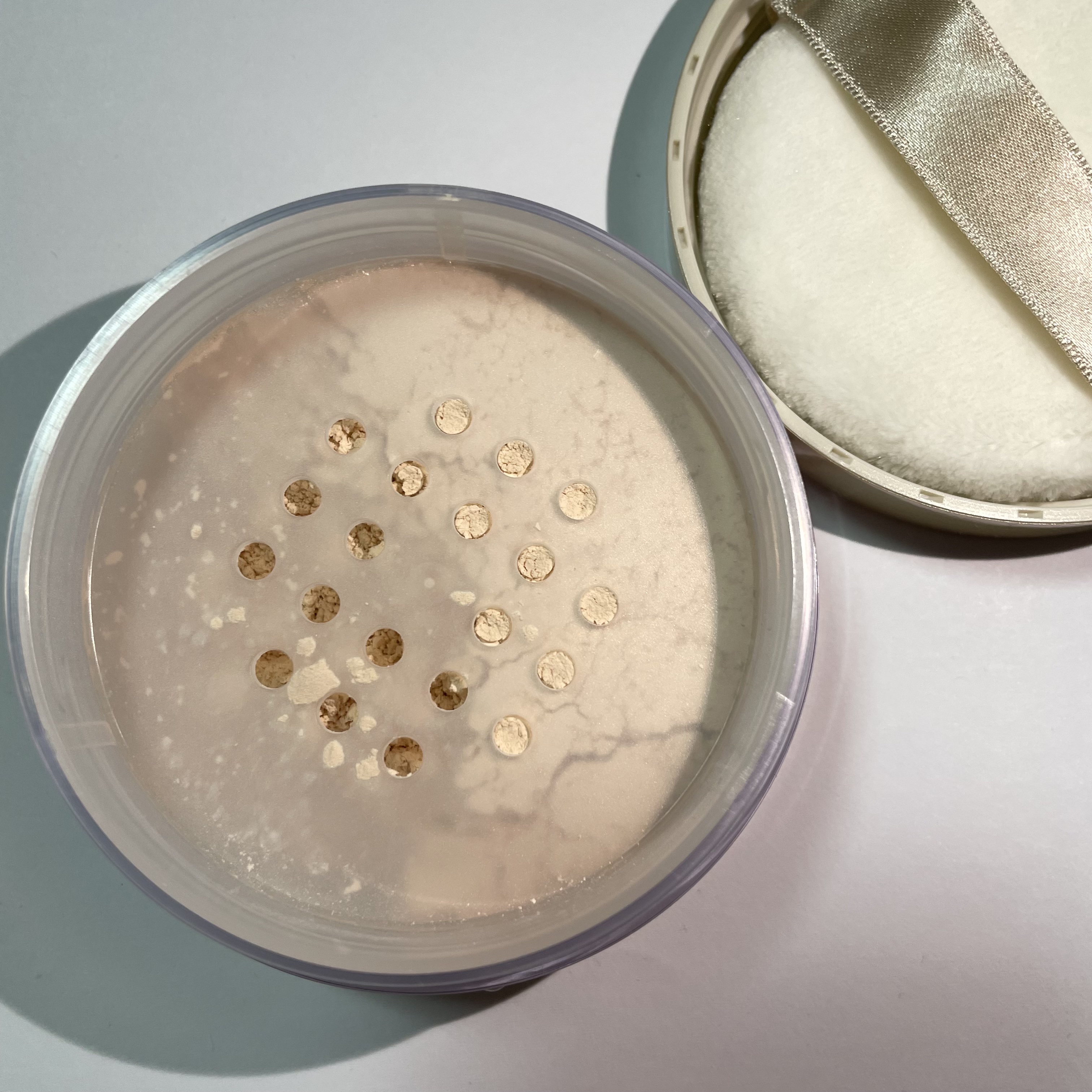 クリア ルーセントパウダー NB CP1 ナチュラル/excel/ルースパウダーを使ったクチコミ（2枚目）