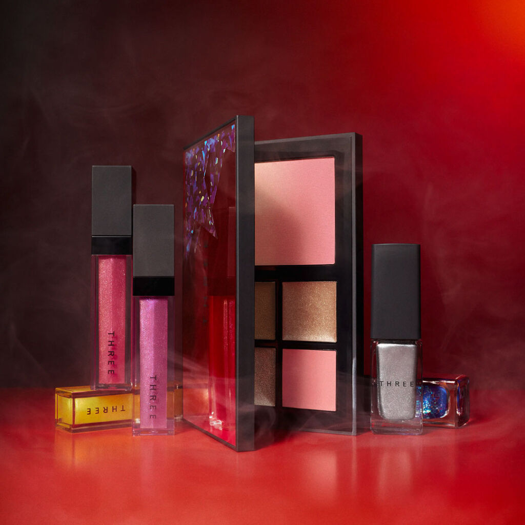 THREE アンジェリックメタリックパレット　プレゼント（3枚目）