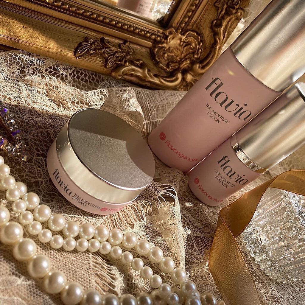 梅ちゃんアラフィフツヤ肌オタク on LIPS 「𓅪𓂃𓈒𓏸~美しくなる力を呼び覚ます~@formalklein_..」(8枚目)