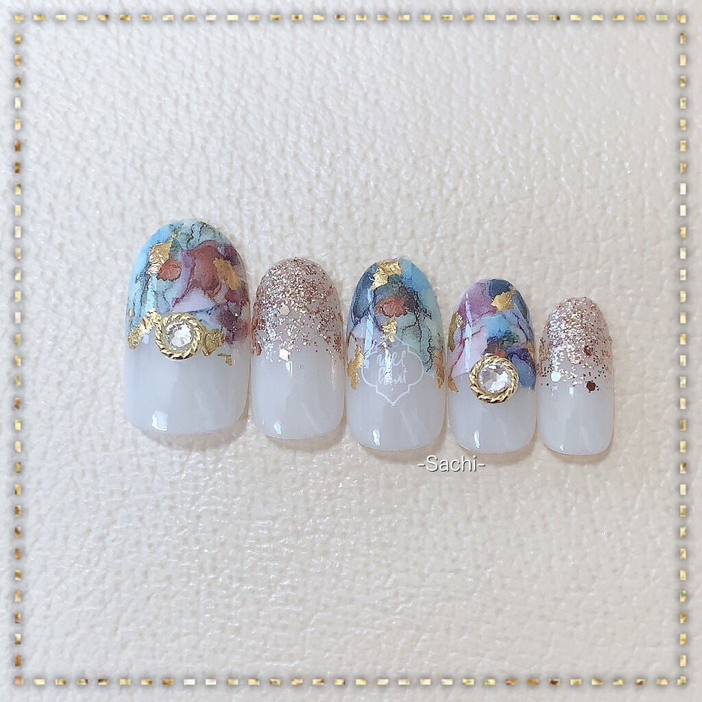 カラフルネイルズ/キャンメイク/マニキュアを使ったクチコミ(4枚目)