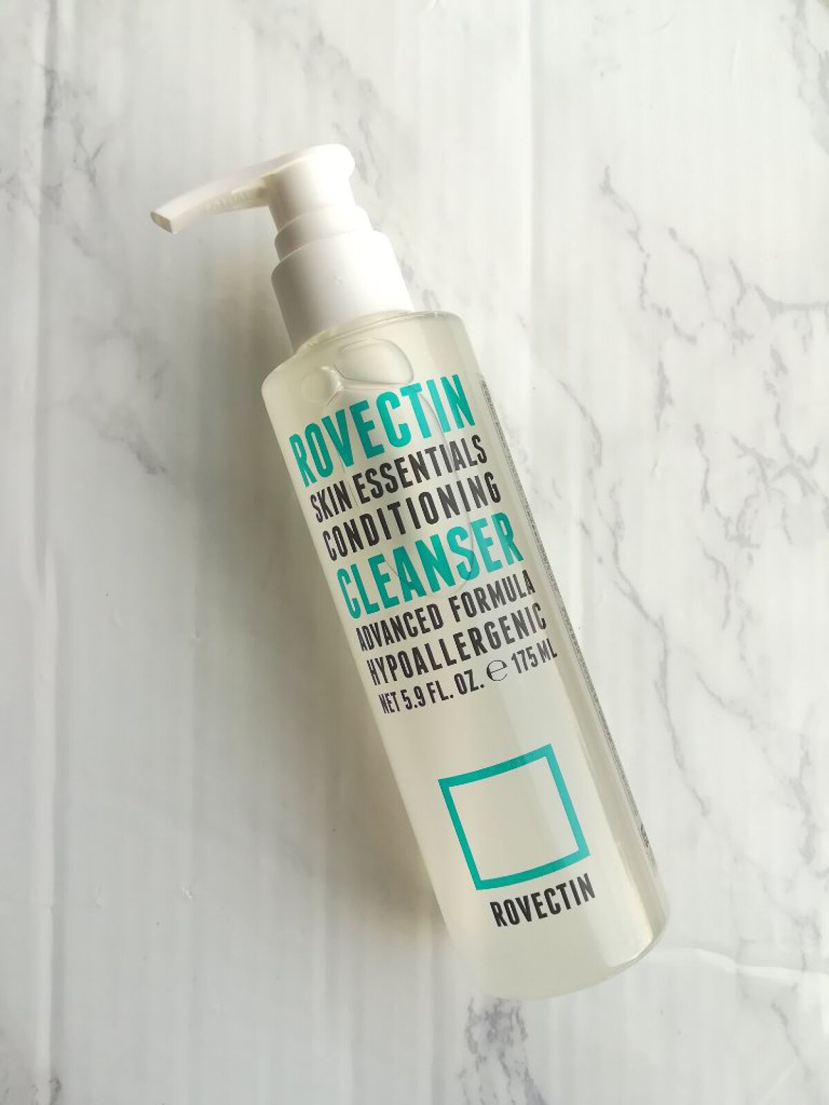 エッセンシャル クレンザー/ロベクチン/洗顔フォームを使ったクチコミ(1枚目)