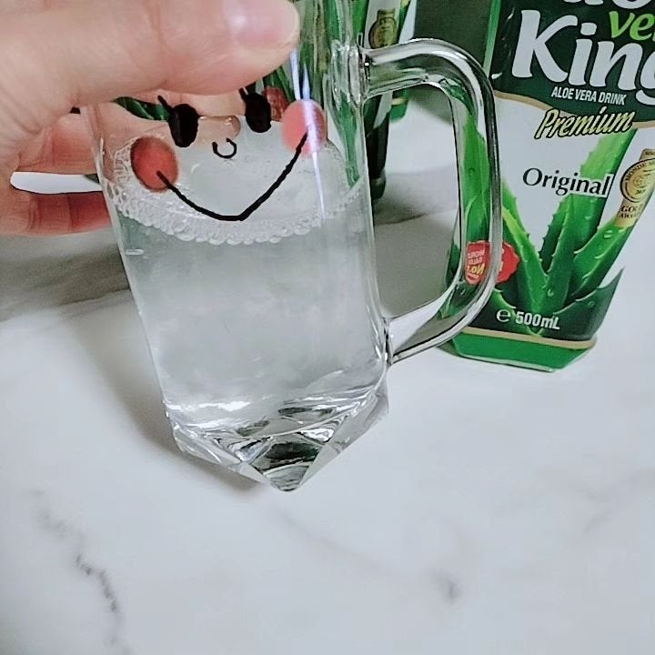 みぃ on LIPS 「韓国発!めちゃくちゃおいしくてお気に入り♡アロエのジュースOK..」(4枚目)