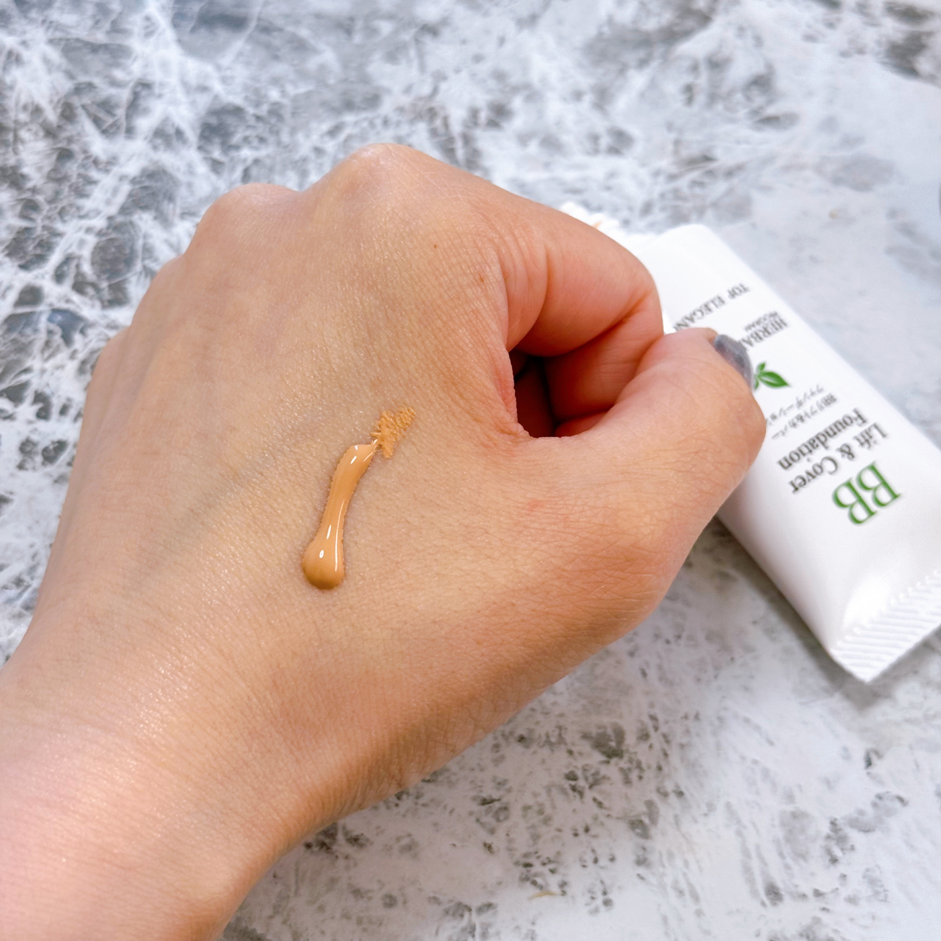 BBリフト＆カバーファンデーション/HERBAL PEEL/BBクリームを使ったクチコミ（3枚目）