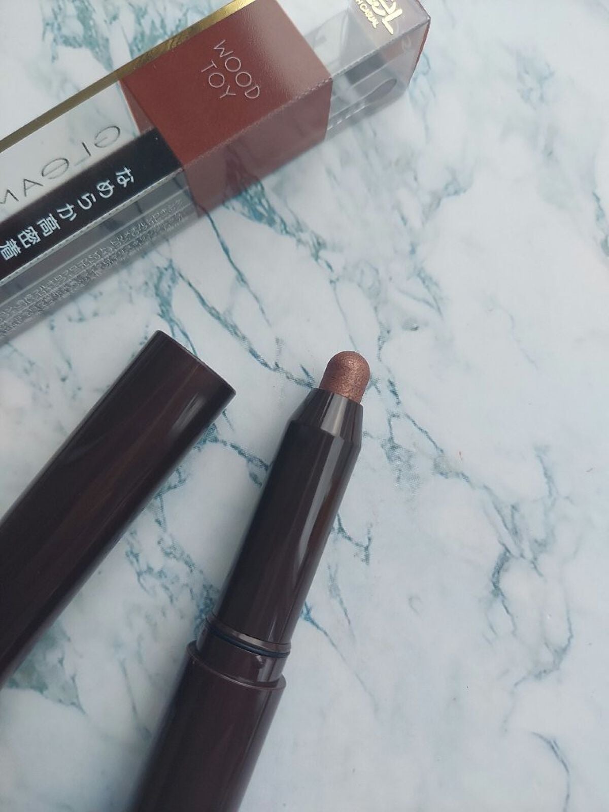misaki on LIPS 「lipsで買いました。#エクセル#グリームオンフィットシャドウ..」(1枚目)