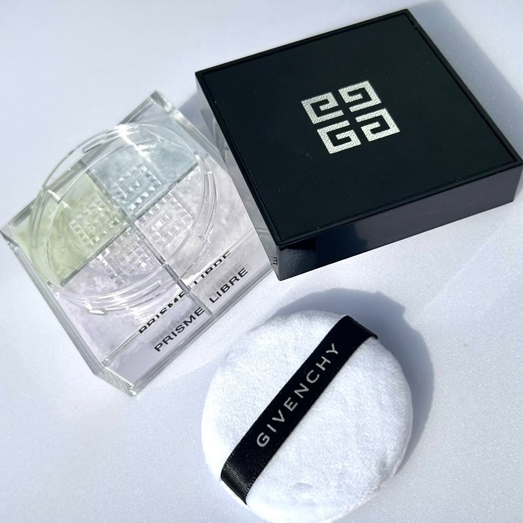 プリズム・リーブル・スキンケアリング・グロウ・クッション/GIVENCHY/クッションファンデーションを使ったクチコミ（3枚目）