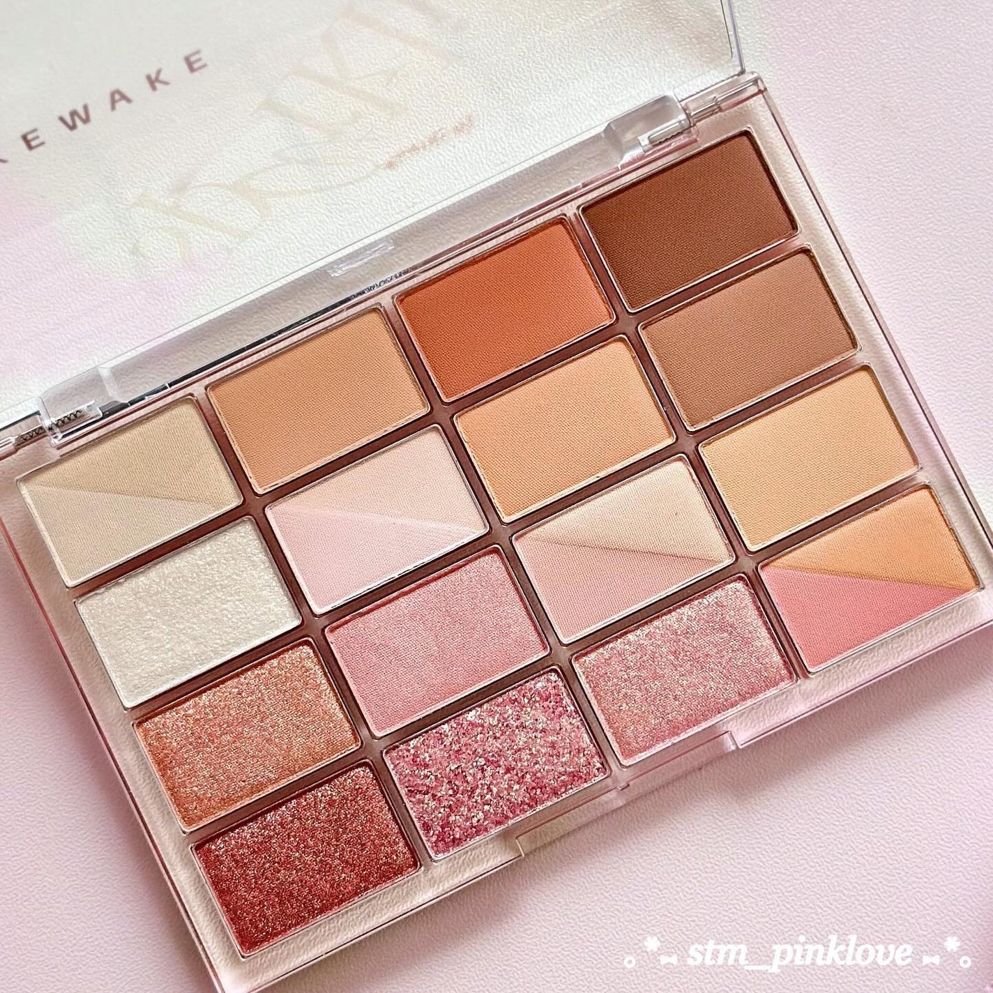 ソフトブラーリングアイパレット/wakemake/アイシャドウパレットを使ったクチコミ(7枚目)