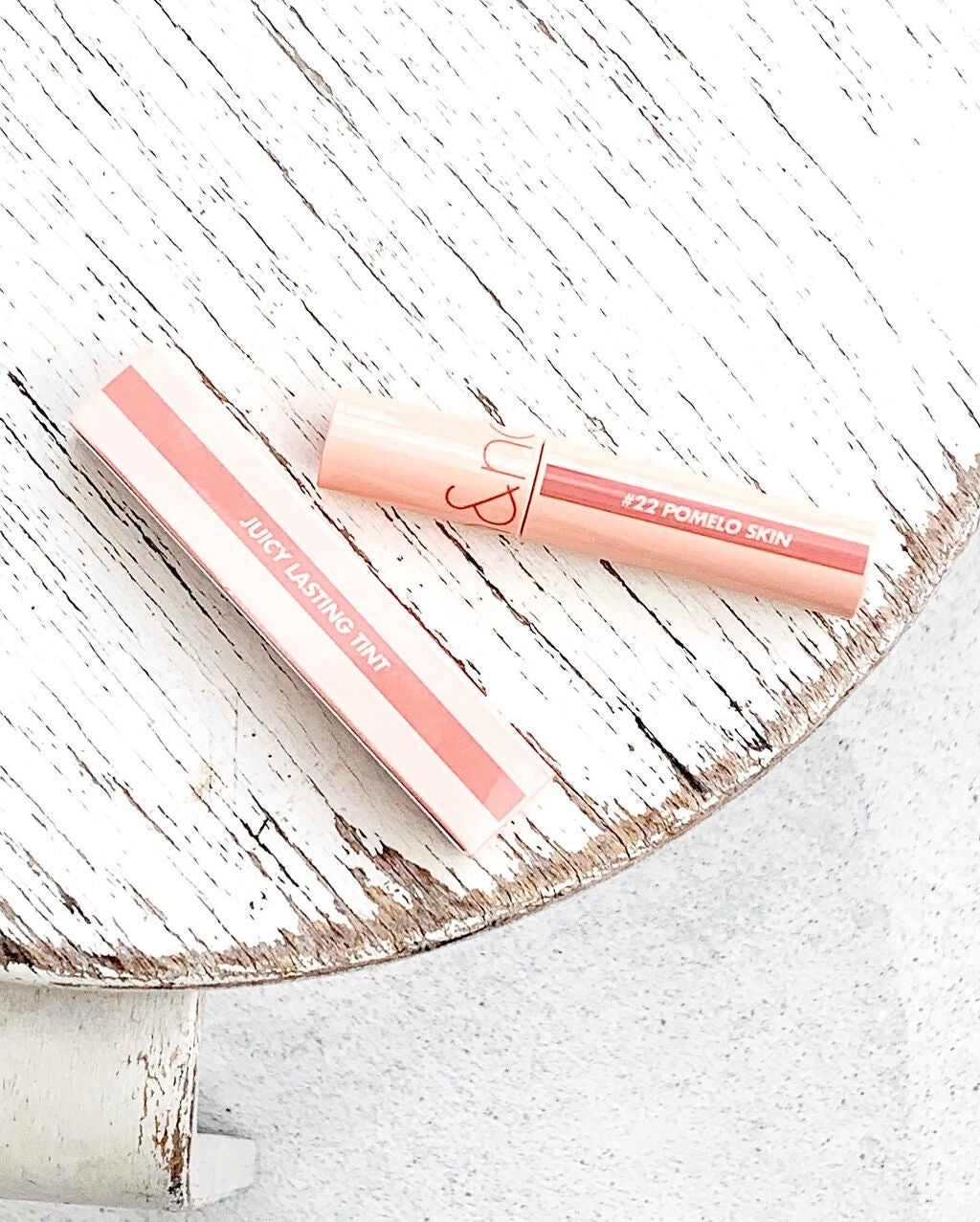 ジューシーラスティングティント/rom&nd/リップティントを使ったクチコミ(1枚目)