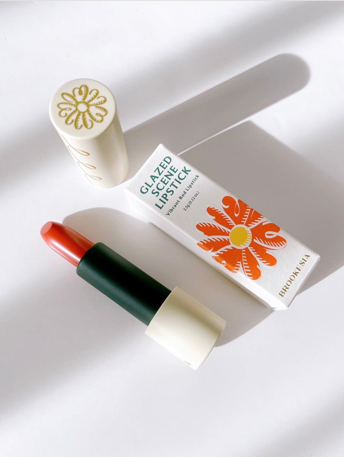 グレーズドシーンリップスティック/BROOKESIA/口紅を使ったクチコミ(2枚目)