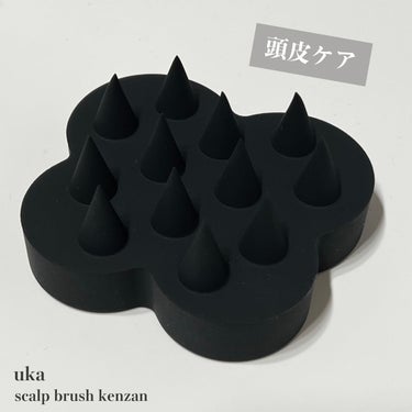 🌟uka scalp brush kenzan


口コミ評価がよかったので、気になってたスカルプブラシ✨硬さの違いがどの程度かわからなかったので、店頭に見に行って購入しました！


私が購入した黒いブ