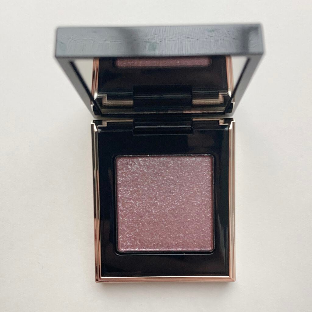 トーン タッチ アイズ/SUQQU/単色アイシャドウを使ったクチコミ(4枚目)