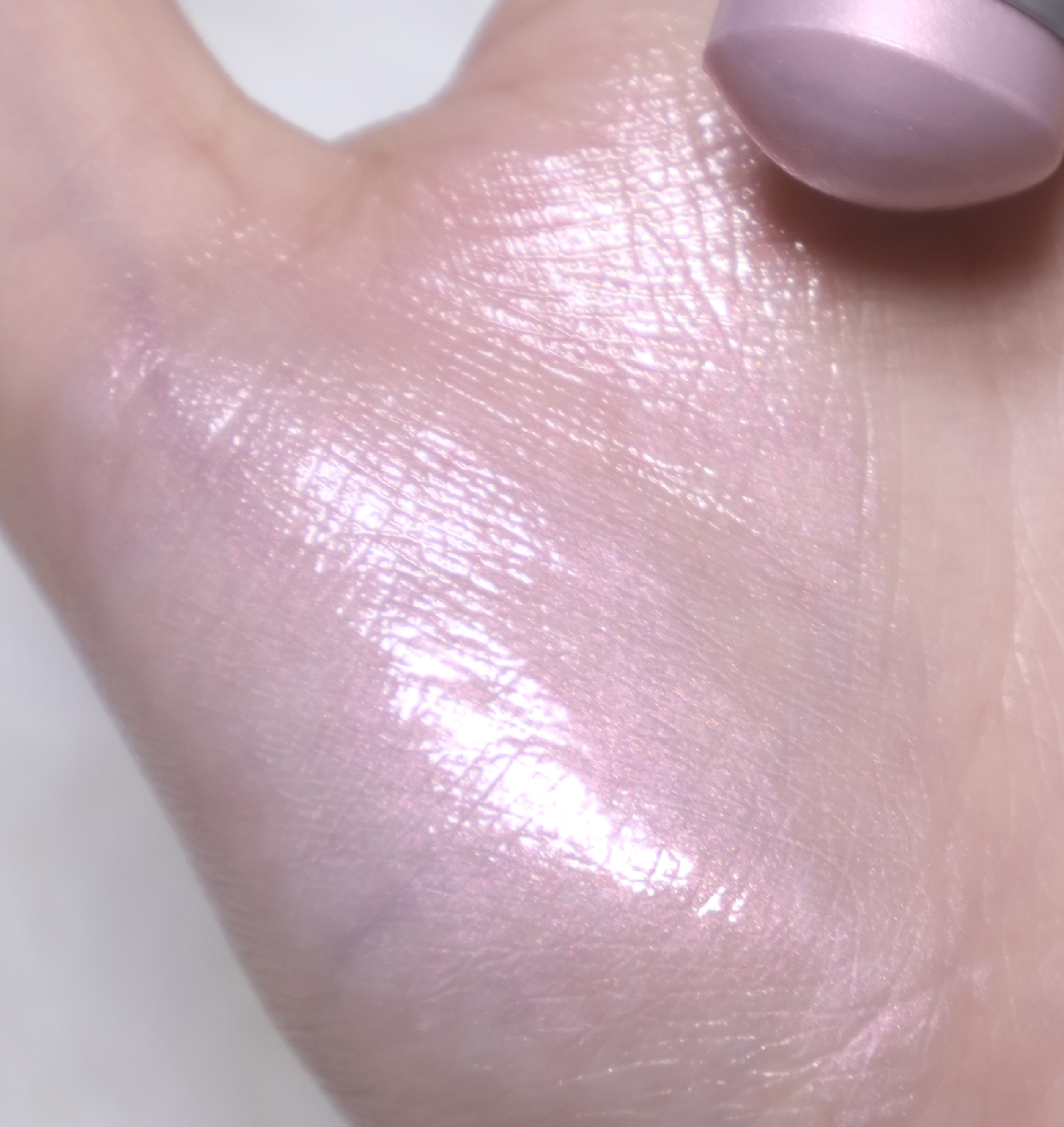 トゥルーディメンションラディアンスバーム/hince/スティックハイライトを使ったクチコミ（1枚目）