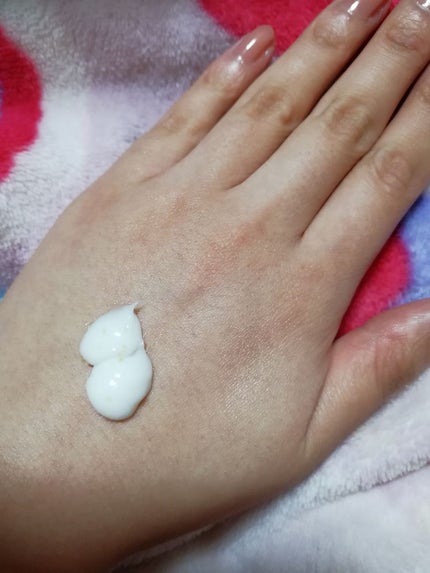 ナイトリニューハンドクリーム/コエンリッチQ10/ハンドクリームを使ったクチコミ(3枚目)