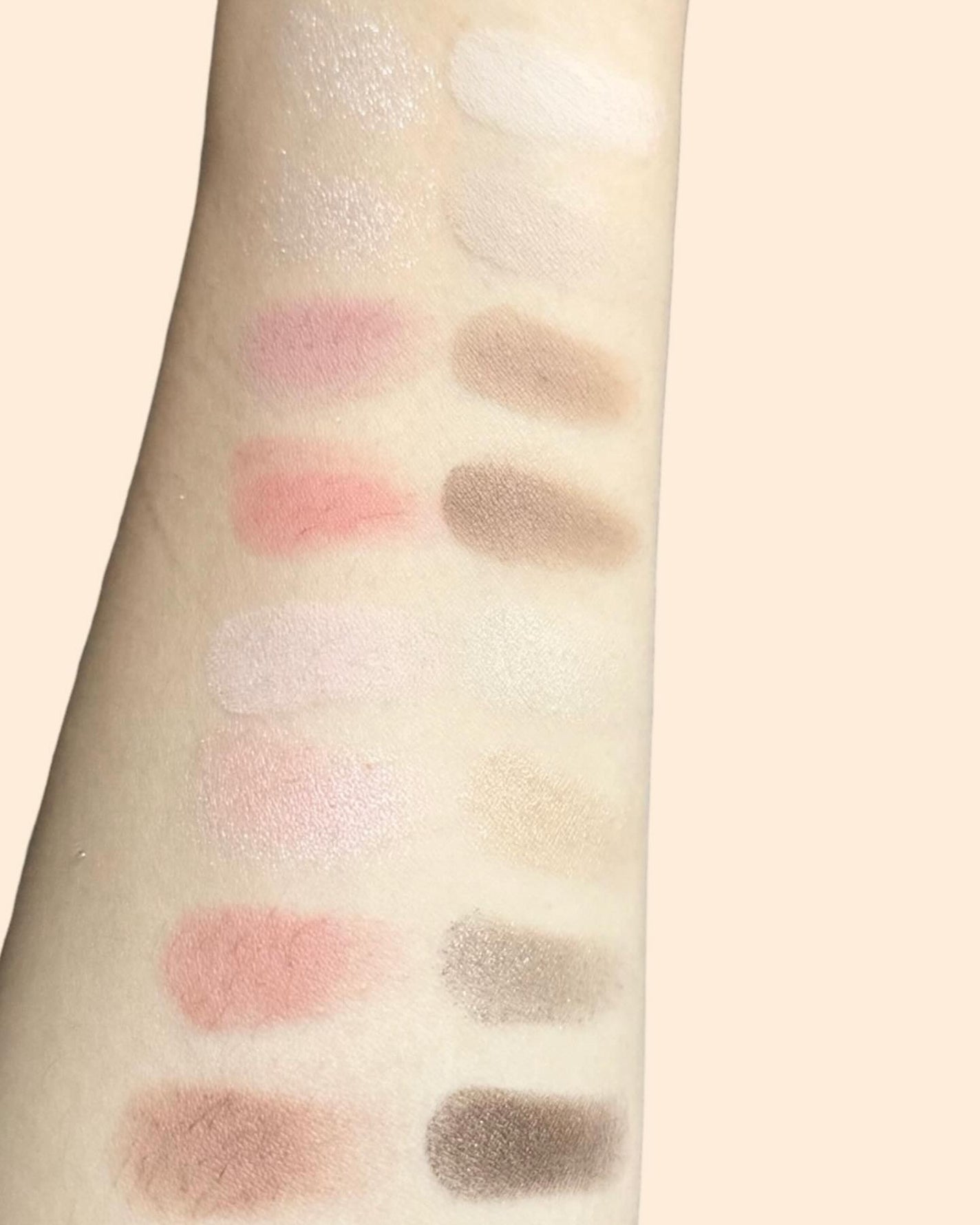 ソフトブラーリングアイパレット/wakemake/アイシャドウパレットを使ったクチコミ(4枚目)