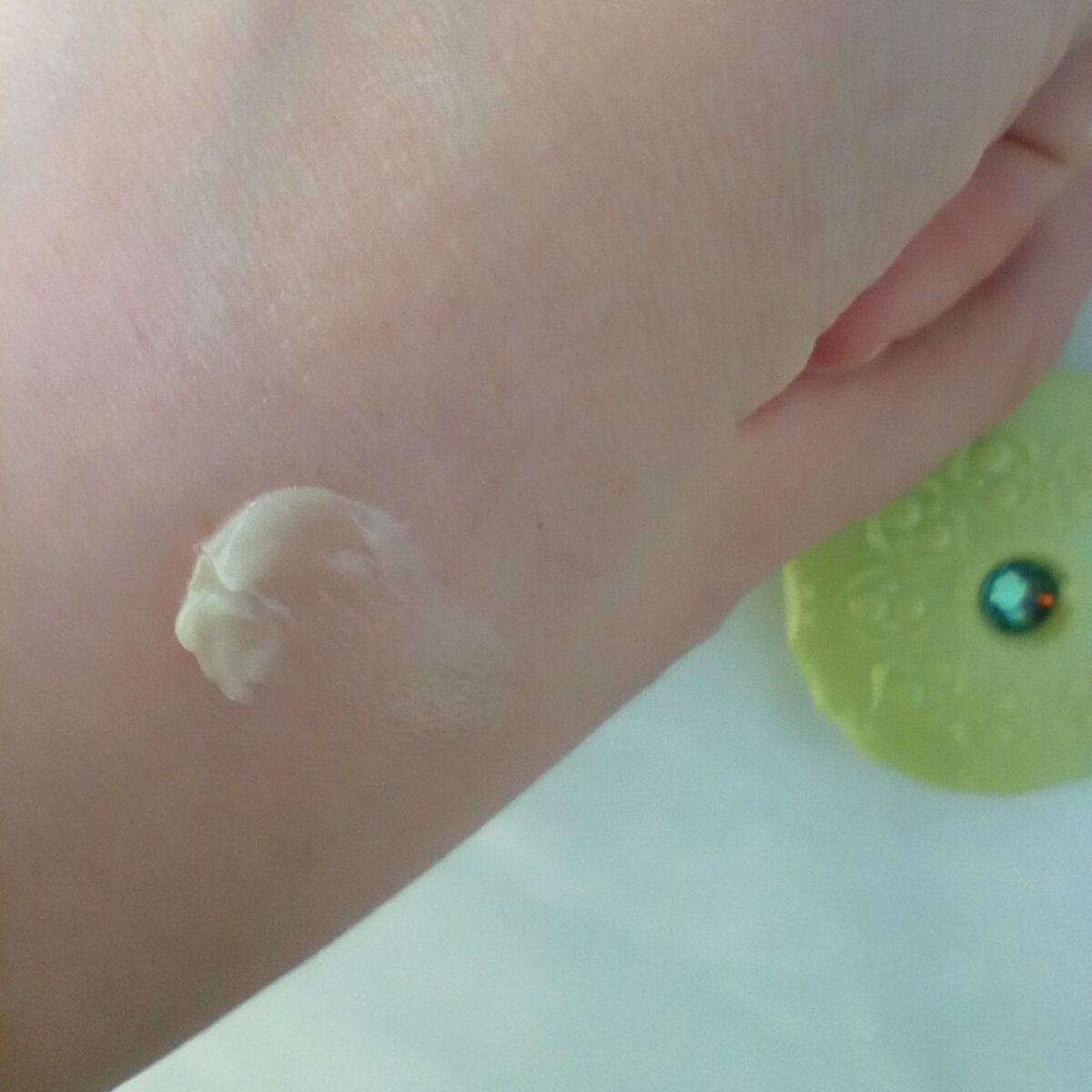 リップバーム マッチャクリームラテ/JILL STUART/リップバームを使ったクチコミ（3枚目）