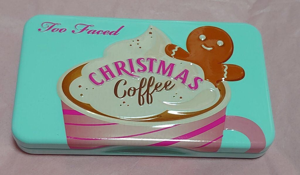 いく on LIPS 「こんにちは☺️💖💖💖今日はtoofacedのクリスマスコフレの..」(3枚目)