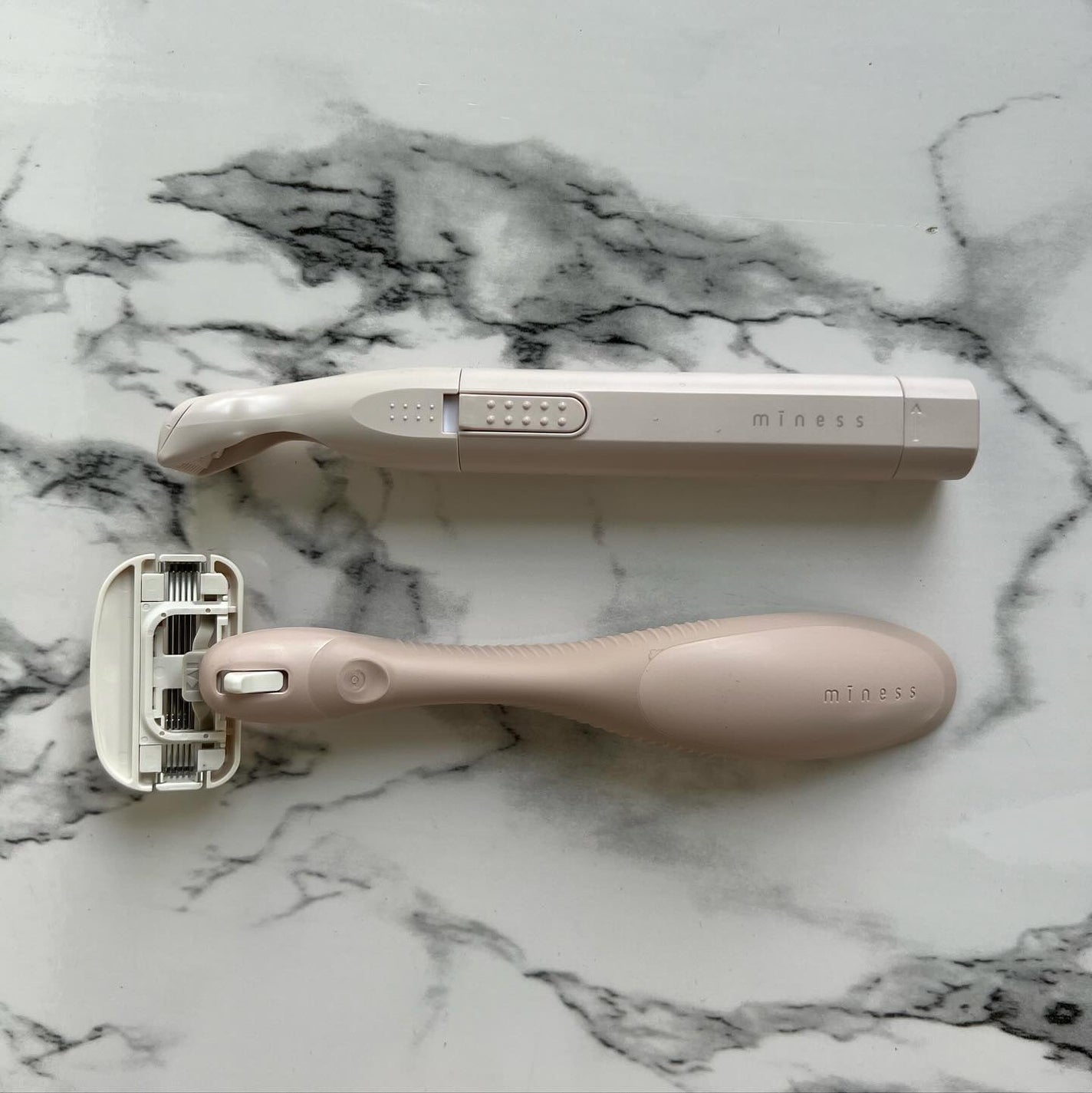 Miwa Kamise on LIPS 「/脱‼︎毛の季節到来\あのKAIから“miness”パーツ別カ..」(6枚目)