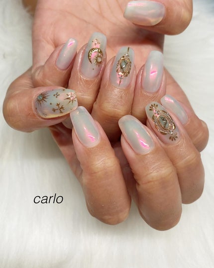 YUKA on LIPS 「【✴︎4本art】所沢市ネイルサロン|Carlo.うるうるオー..」(2枚目)