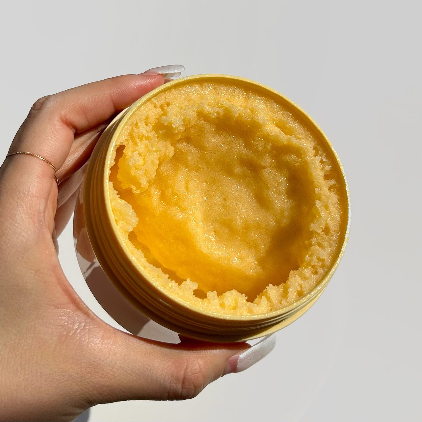 Q+Me スウィートボムタラソスクラブレモンティーの香り/AGARISM/バスト・ヒップケアを使ったクチコミ(2枚目)