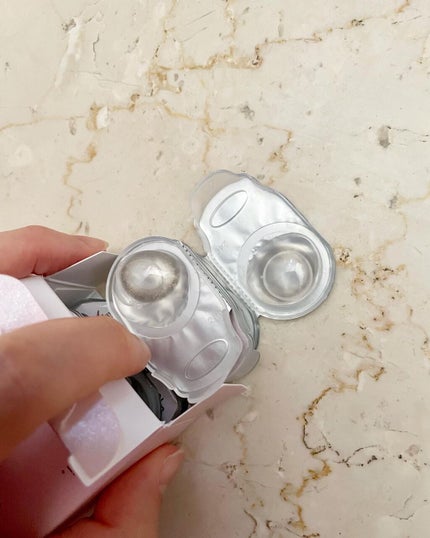 エバーカラーワンデーナチュラル モイストレーベルUV/エバーカラー/ワンデー(1DAY)カラコンを使ったクチコミ(2枚目)