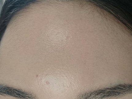 プリズム・リーブル/GIVENCHY/ルースパウダーを使ったクチコミ(4枚目)