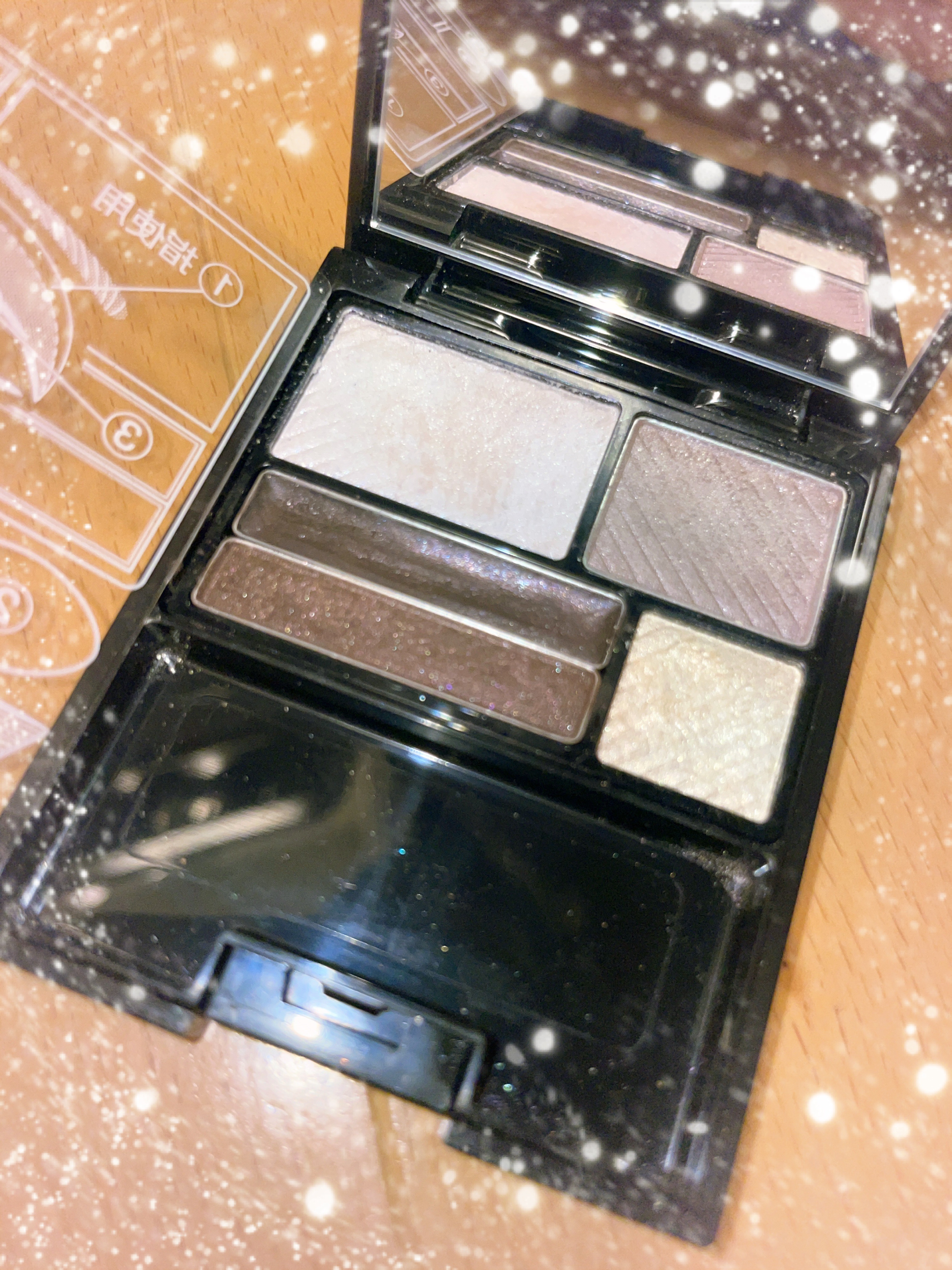 ソフトグラマラスアイズ/コフレドール/アイシャドウパレットを使ったクチコミ（1枚目）