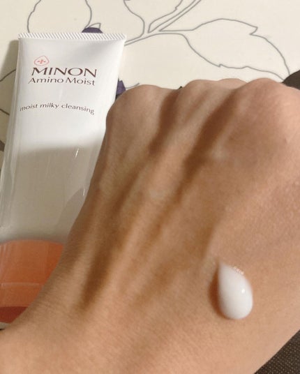 ミノン アミノモイスト モイストミルキィ クレンジング/ミノン/ミルククレンジングを使ったクチコミ(3枚目)