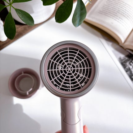 グロッシーケアドライヤー/SALONIA/ドライヤーを使ったクチコミ(5枚目)