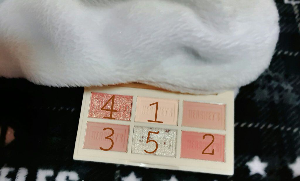 ハーシー プレイカラーアイズミニ/ETUDE/アイシャドウパレットを使ったクチコミ(4枚目)