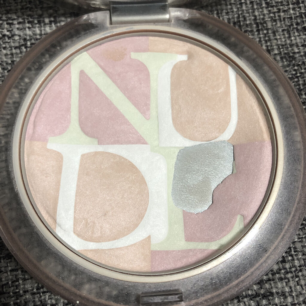 ディオールスキン ミネラル ヌード グロウ パウダー/Dior/プレストパウダーを使ったクチコミ（2枚目）