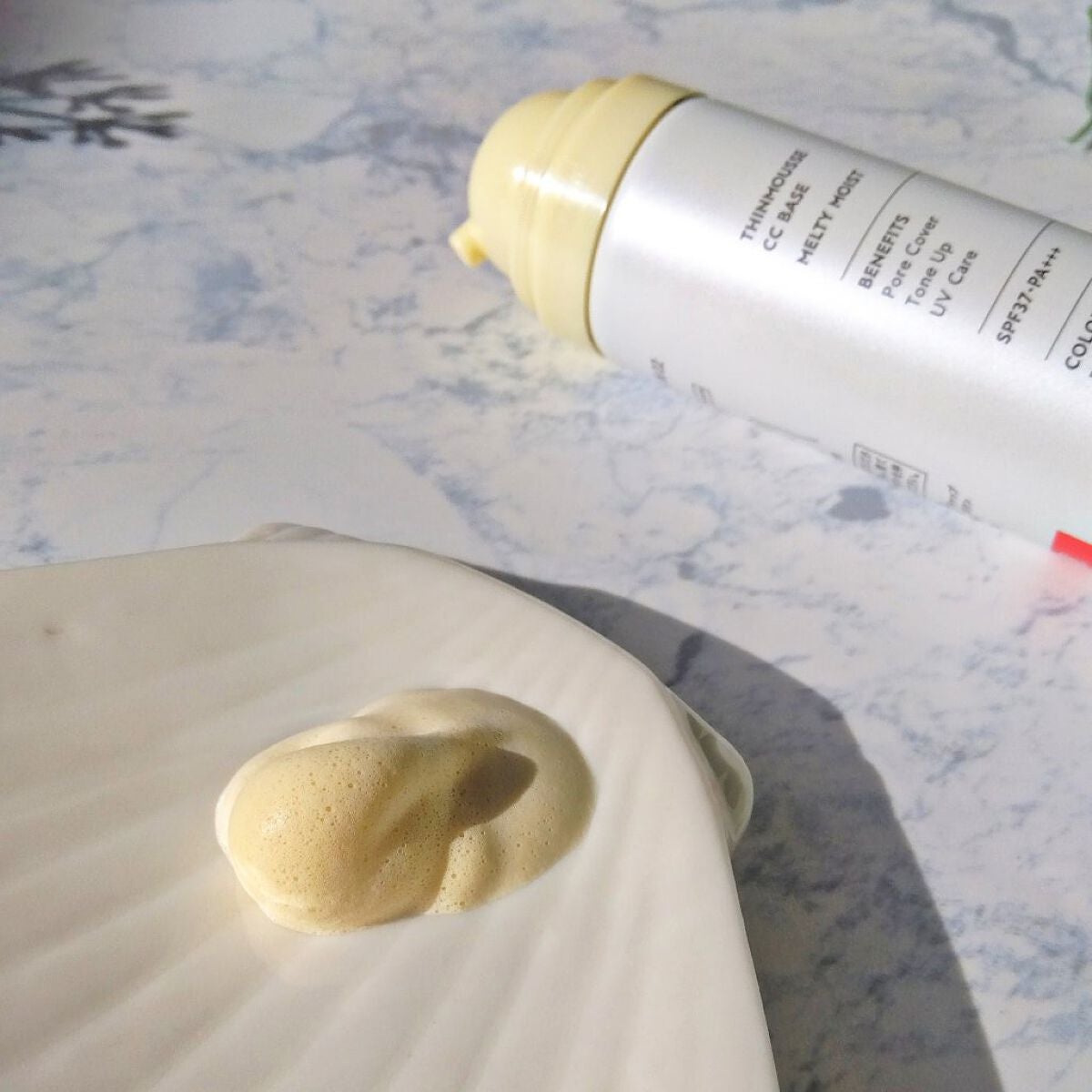 シンムース CCベース M/VIVISION/CCクリームを使ったクチコミ(3枚目)