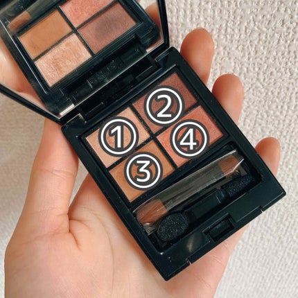 ミネラルクラッシィシャドー/エトヴォス/アイシャドウパレットを使ったクチコミ(2枚目)
