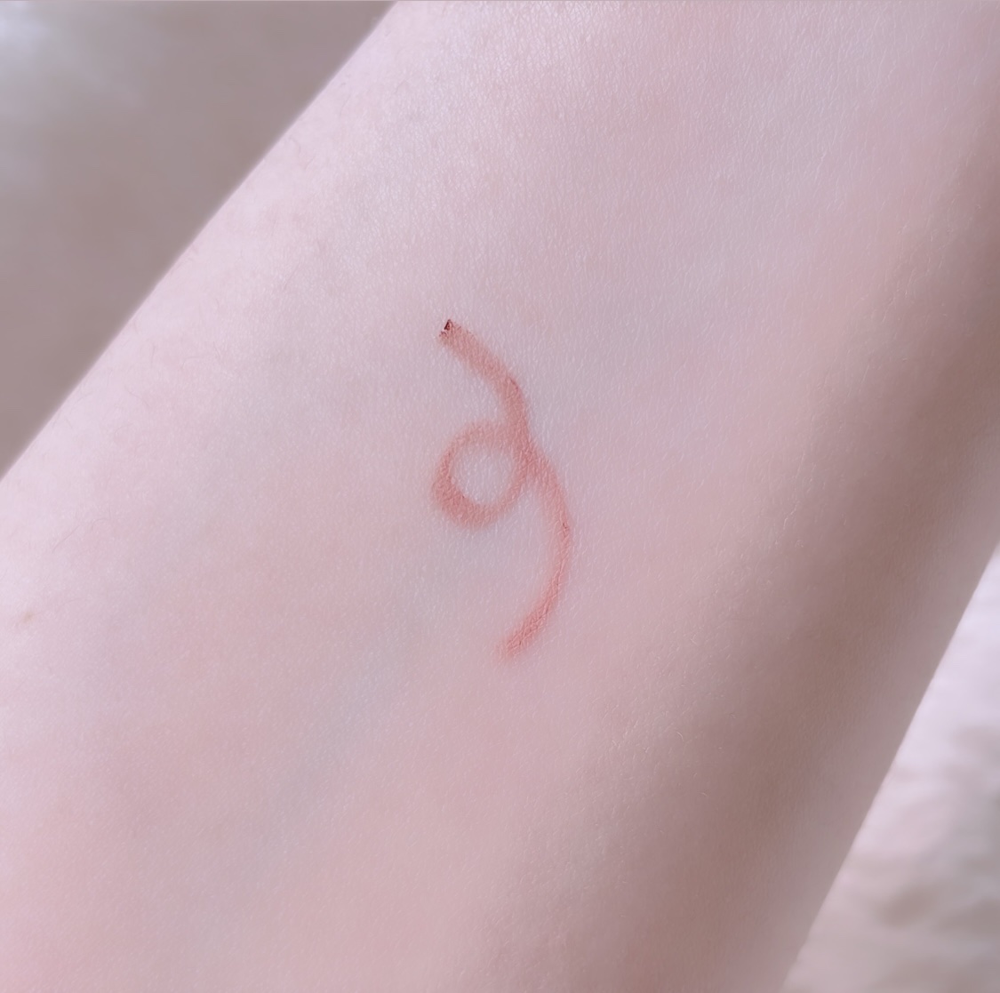 クリーミータッチライナー 14 イチゴキューピッド/キャンメイク/ジェルアイライナーを使ったクチコミ（3枚目）