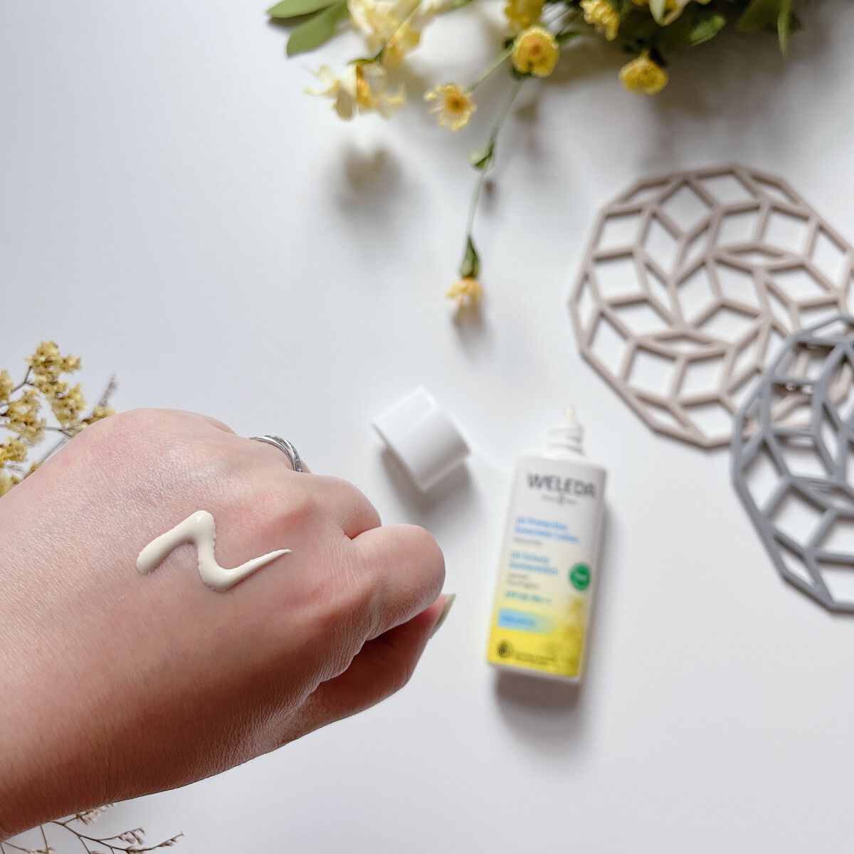 エーデルワイス UVプロテクト/WELEDA/化粧下地を使ったクチコミ(4枚目)