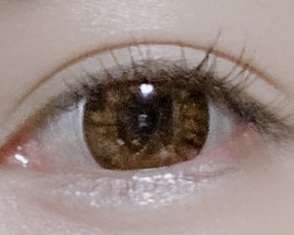 DopeWink 1month ピークスブラウン/Dope Wink/１ヶ月（１MONTH）カラコンを使ったクチコミ（2枚目）