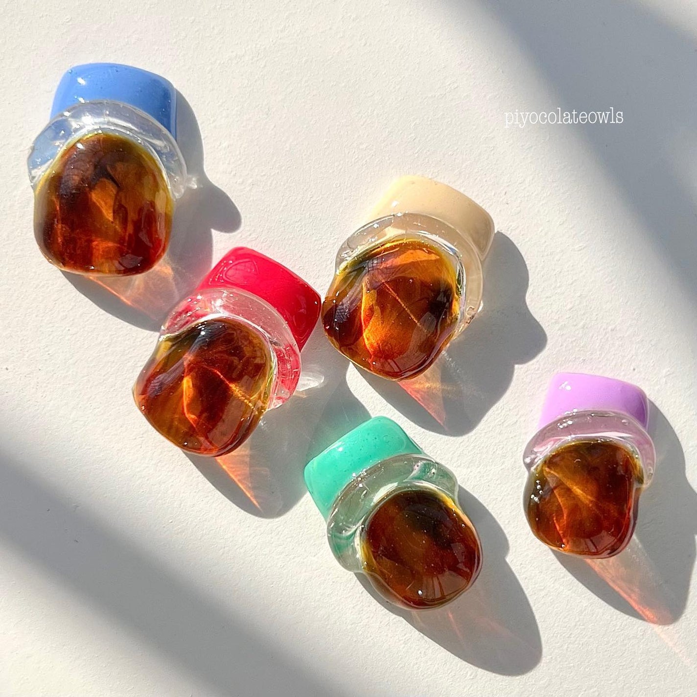 ぴよこれいと あうるす on LIPS 「昨日のリールの静止画です。私の今年のべっこうネイルはこちらで!..」(1枚目)