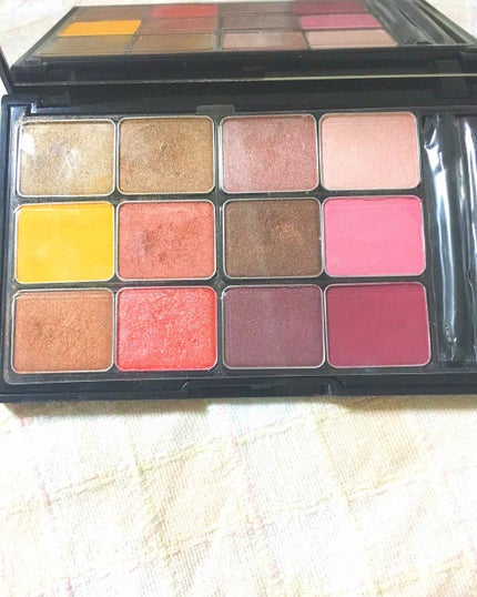 ピカシュウ アイ パレット‐サンダーショック/shu uemura/アイシャドウパレットを使ったクチコミ(2枚目)