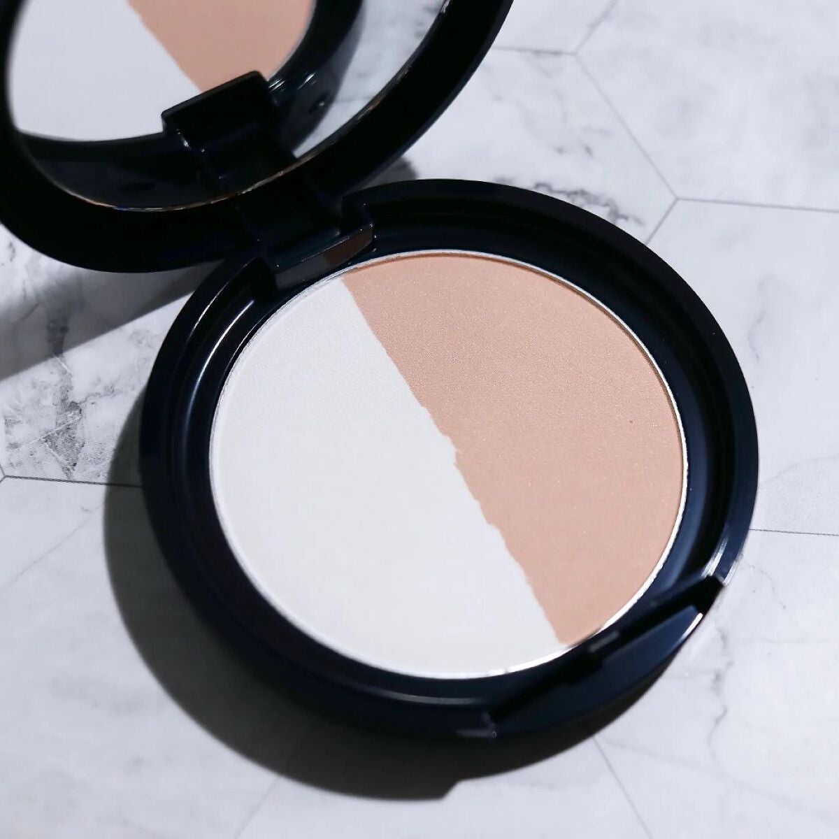 ムーンプレストブライトパウダー/KATE/プレストパウダーを使ったクチコミ(3枚目)