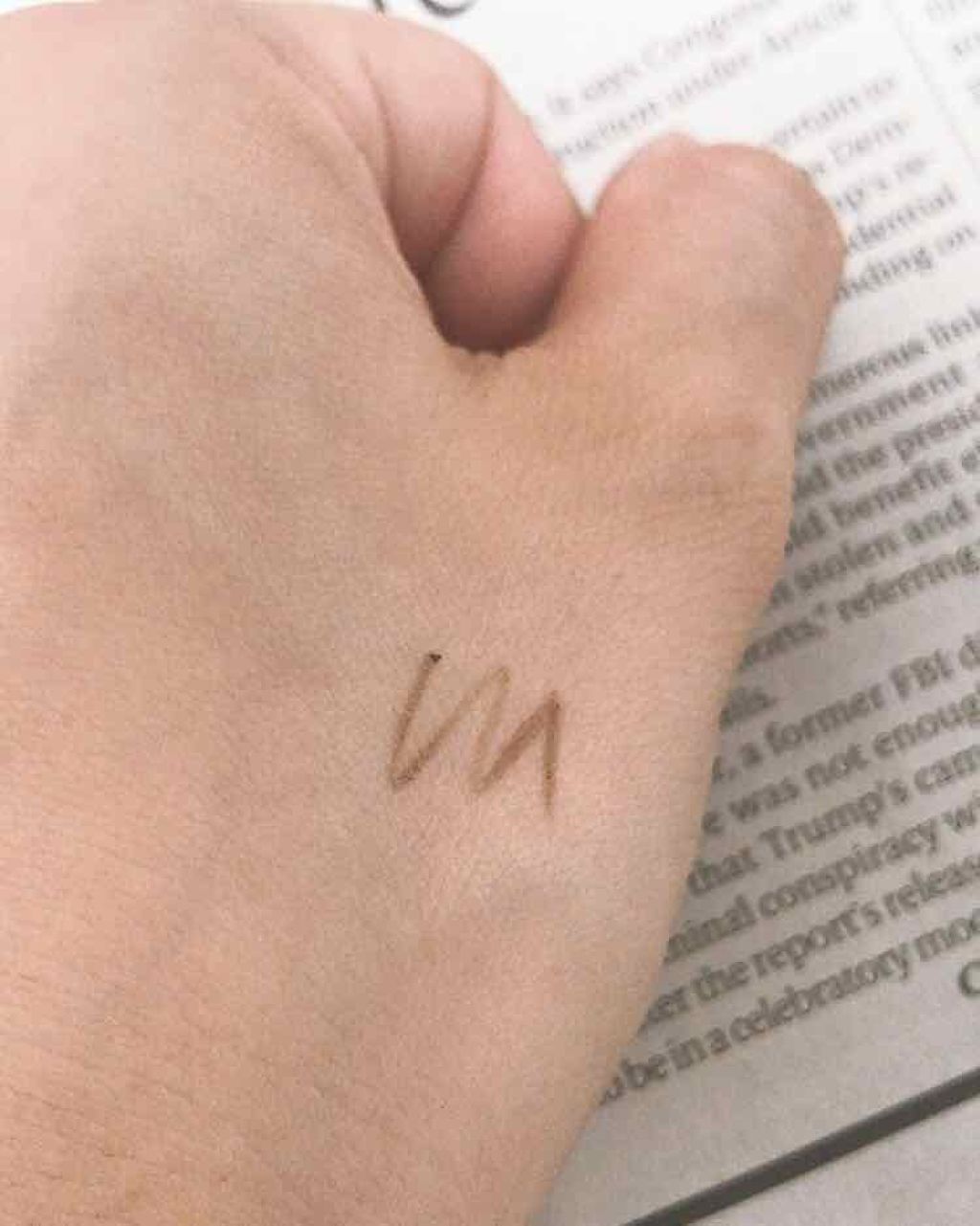 UR GLAM EYESHADOW BRUSH A/U R GLAM/メイクブラシを使ったクチコミ(2枚目)