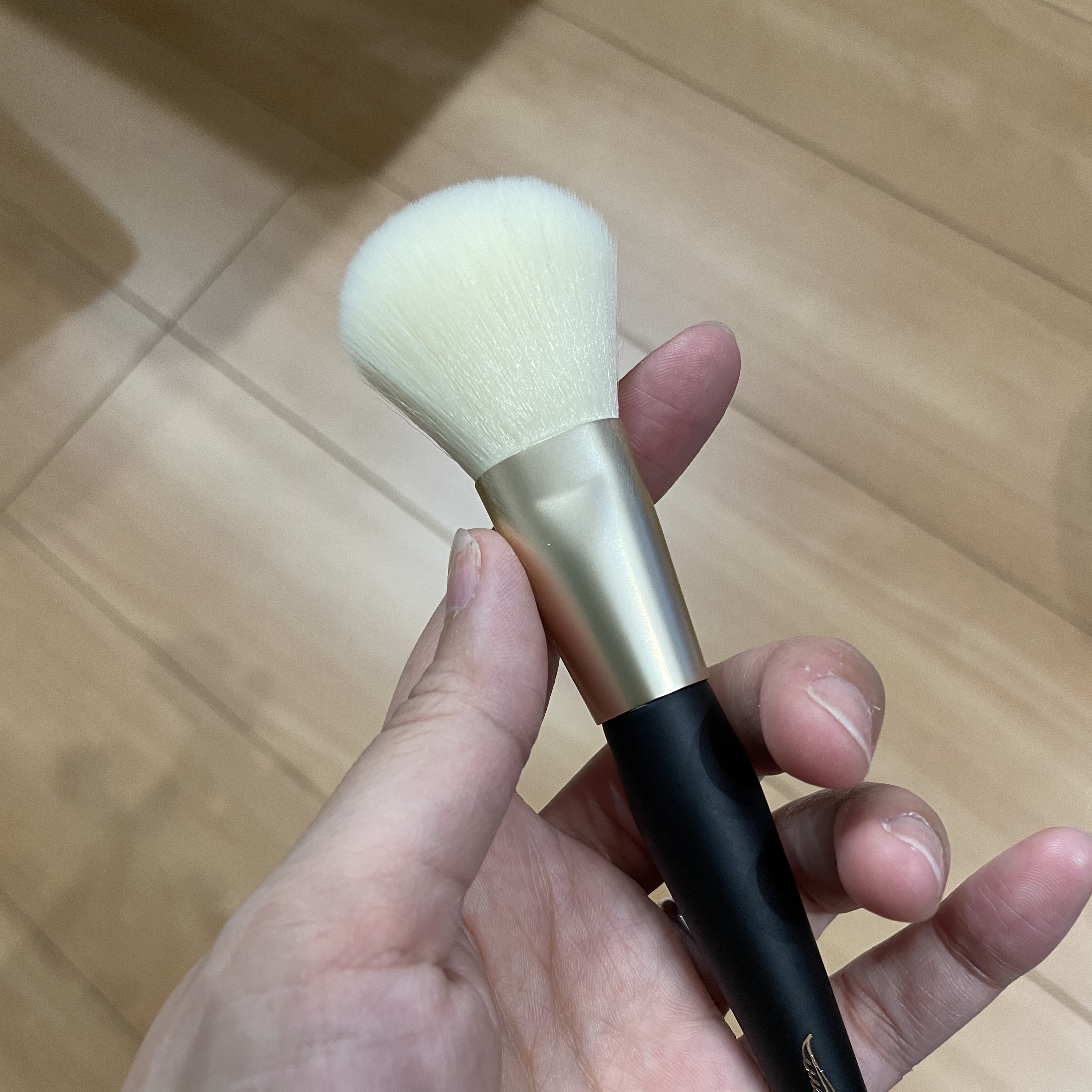 フェリセラ チークブラシ(先丸)のクチコミ「フェリセラチークブラシ先丸¥1,650


チークブラシを色ごとに変えたくて購入。


元々先.....」（2枚目）