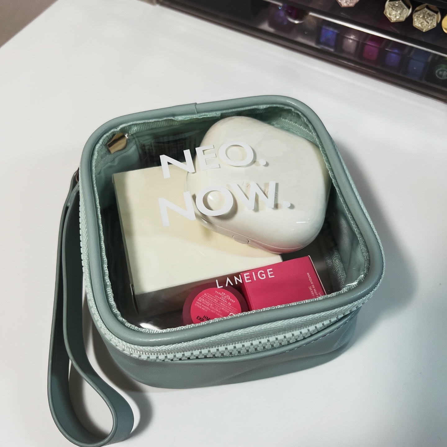 ネオ エッセンシャル フィニッシュパウダー/LANEIGE/ルースパウダーを使ったクチコミ（3枚目）