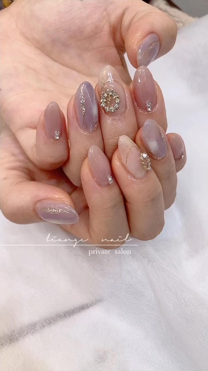 #ネイル,#冬ネイル,#大人ニュアンスネイル,#ニュアンスネイル,#ジェルネイル,#ミラーネイル,#天然石ネイル,#ビジューネイルのネイルデザイン